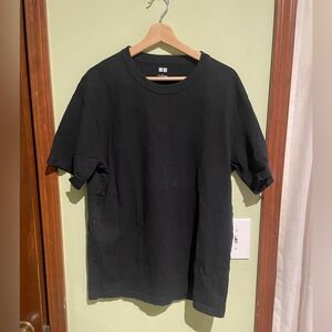 Uniqlo Black oversized T-Shirt